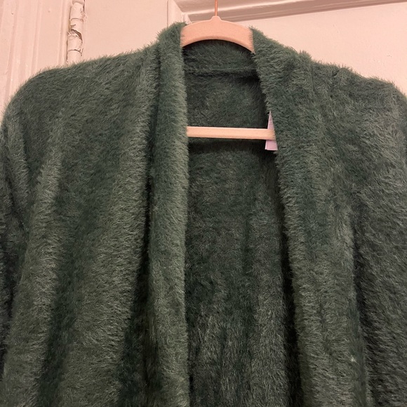 Savage x Fenty Robe - Picture 4 of 4